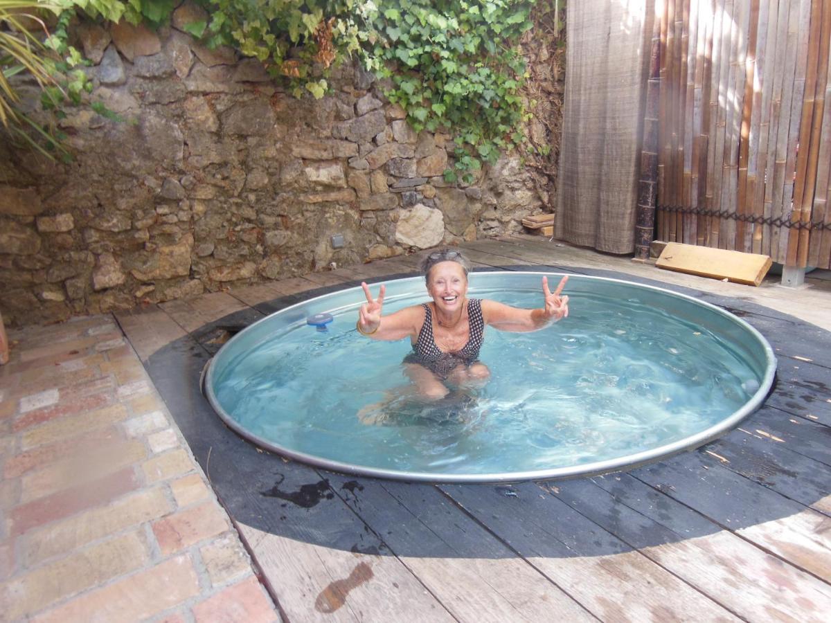 Maison Dans Jardin Villeseque-des-Corbieres Exteriér fotografie